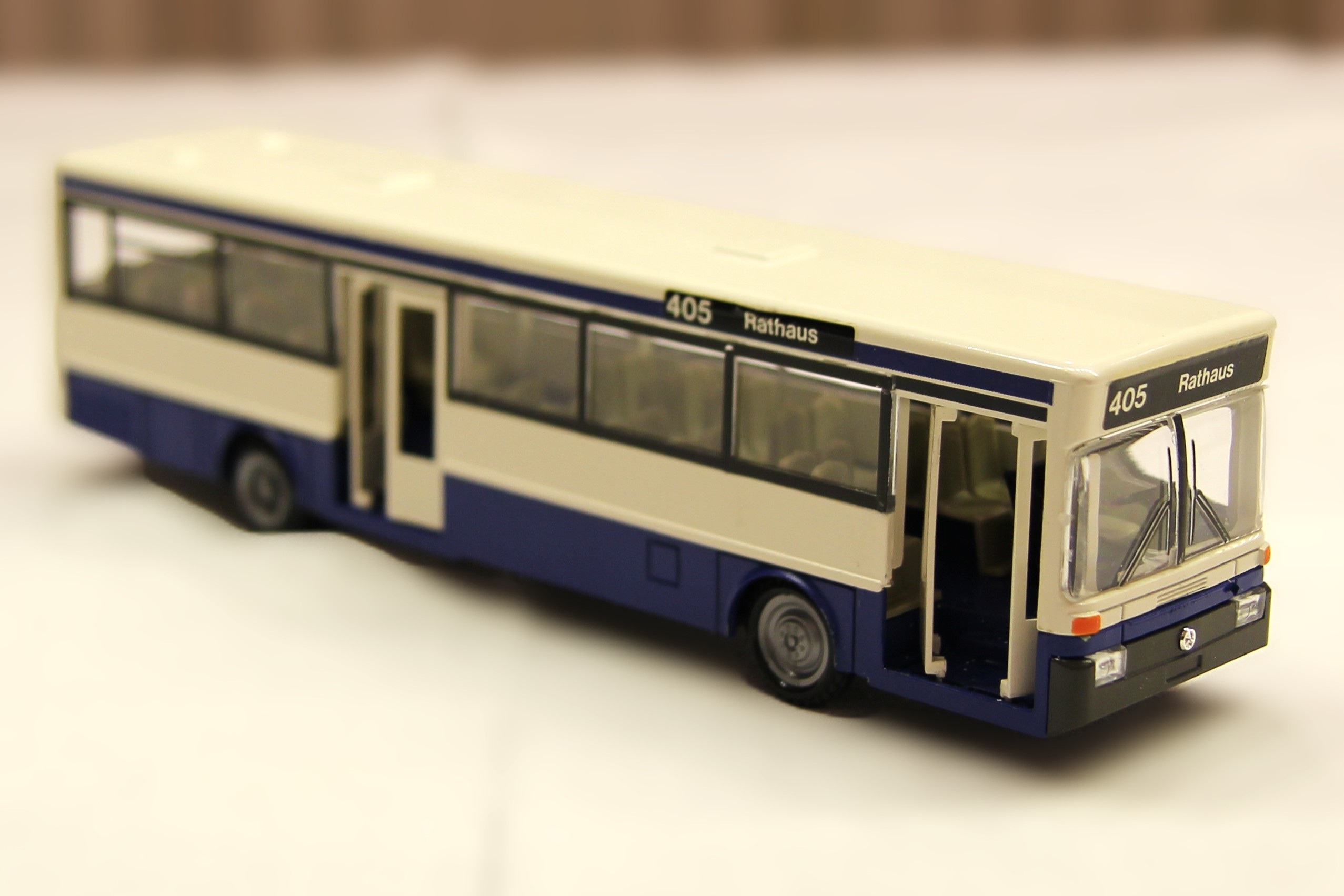 O405 Standard Linienbus (4) Bearbeitet