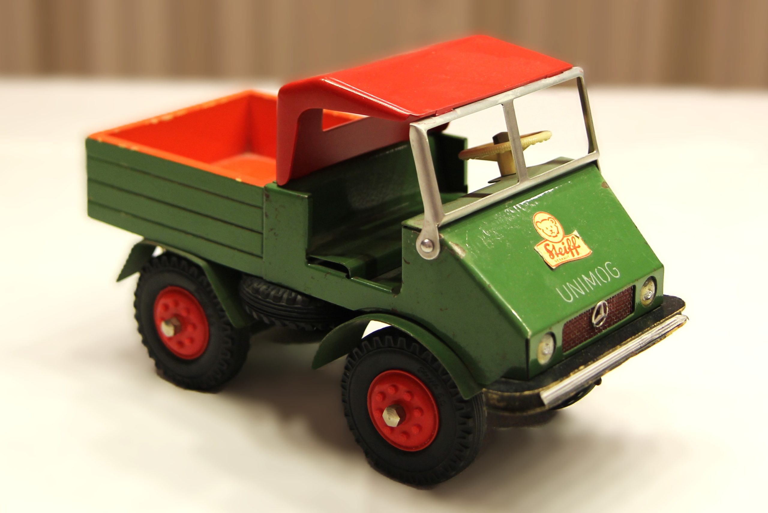 Steiff Unimog Bearbeitet